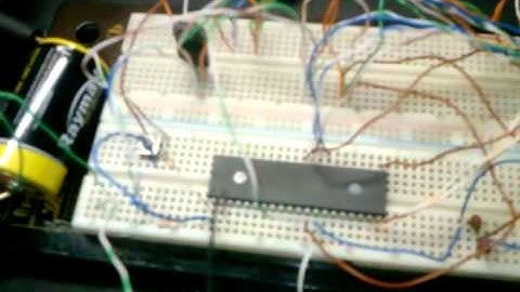 voltimetro com pic 16f877a.3gp