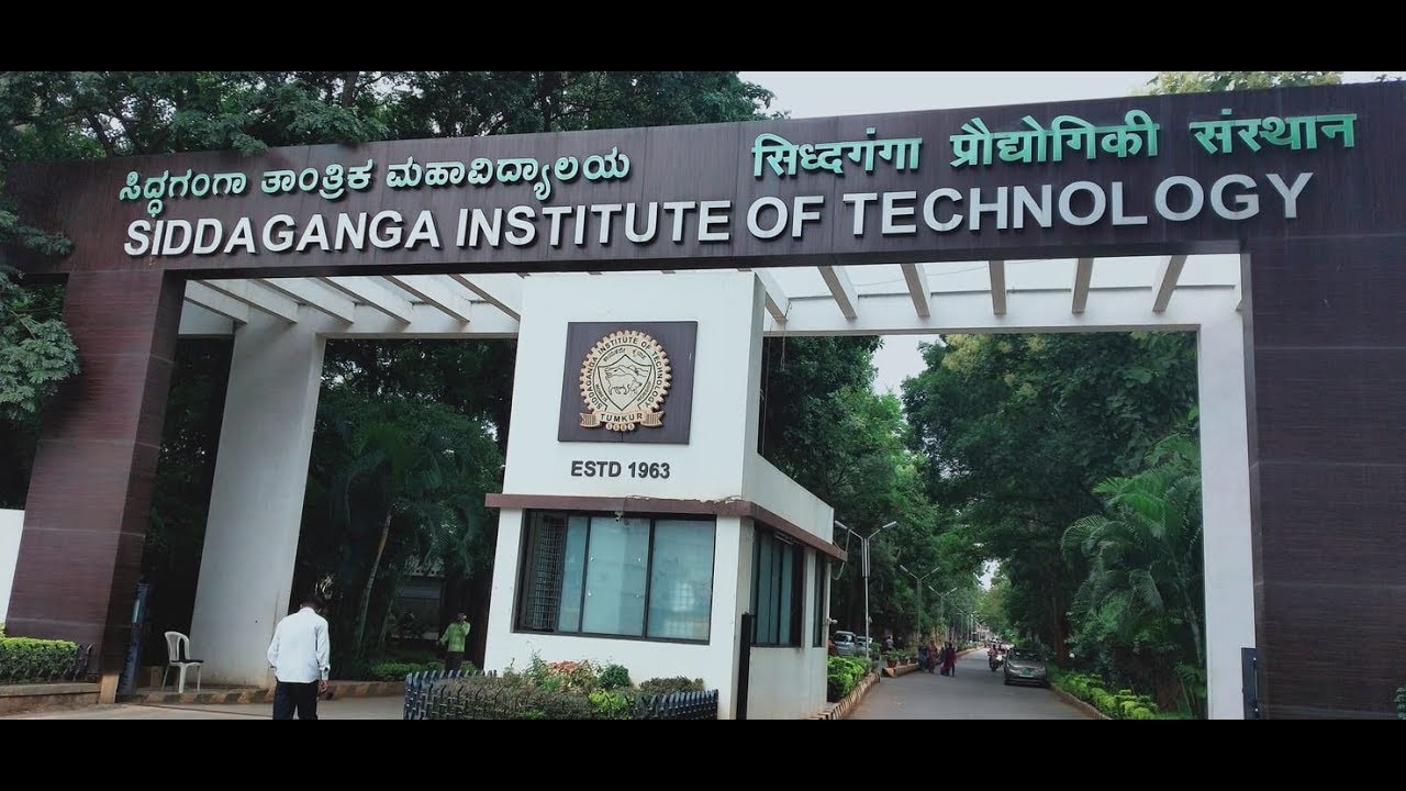 Students in a technology lab at the Siddaganga Institute of Technology, exploring engineering innovations.