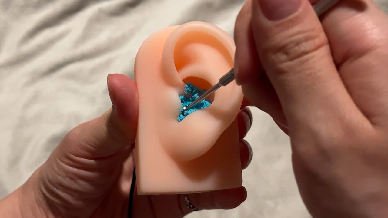 귀지가 파란색..? 시원한 귀청소 귀마사지 맨손 지압👂🏻🩵 ear cleaning ASMR 고인물 시각적팅글