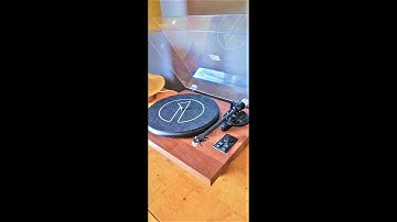 How to connect Bluetooth to 1byOne record player