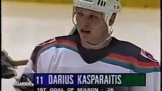 Darius Kasparaitis smashes Wayne Gretzky and then scores (1996)