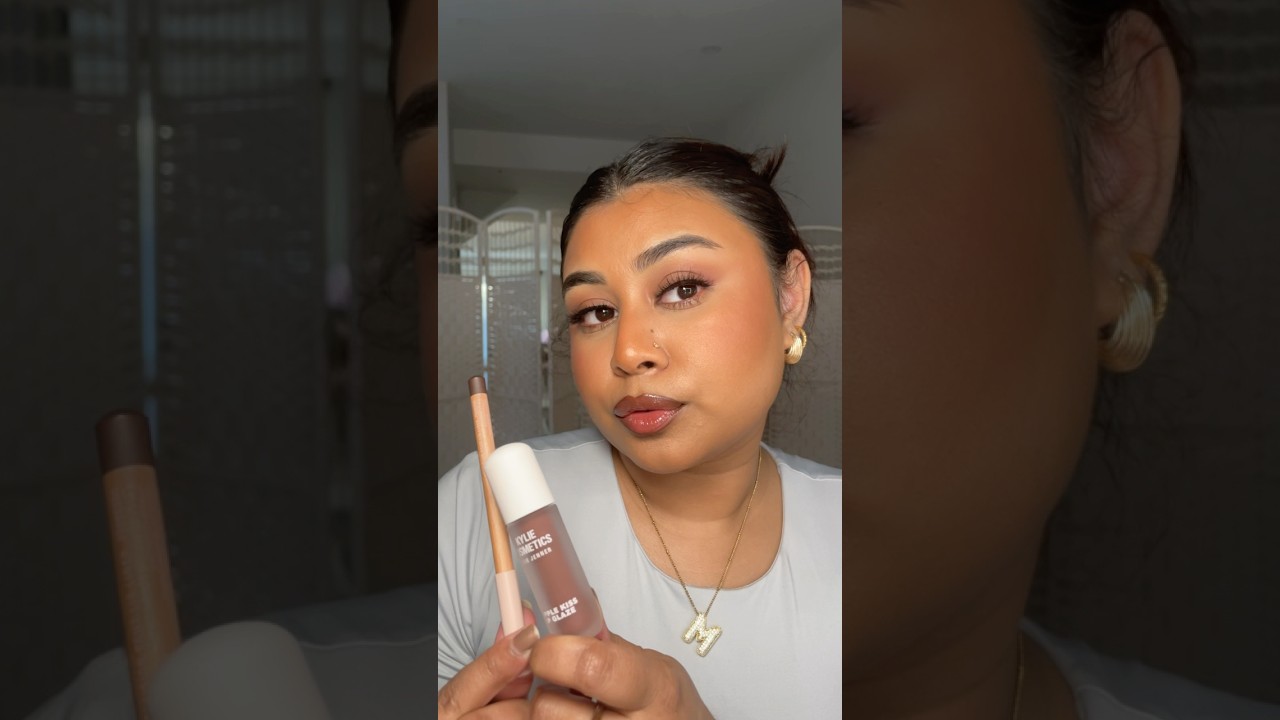 Trying new Kylie cosmetics Glossy Lip Kit 💋