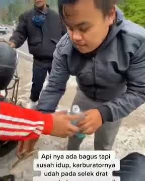 story'wa setia kawannya anak Vespa