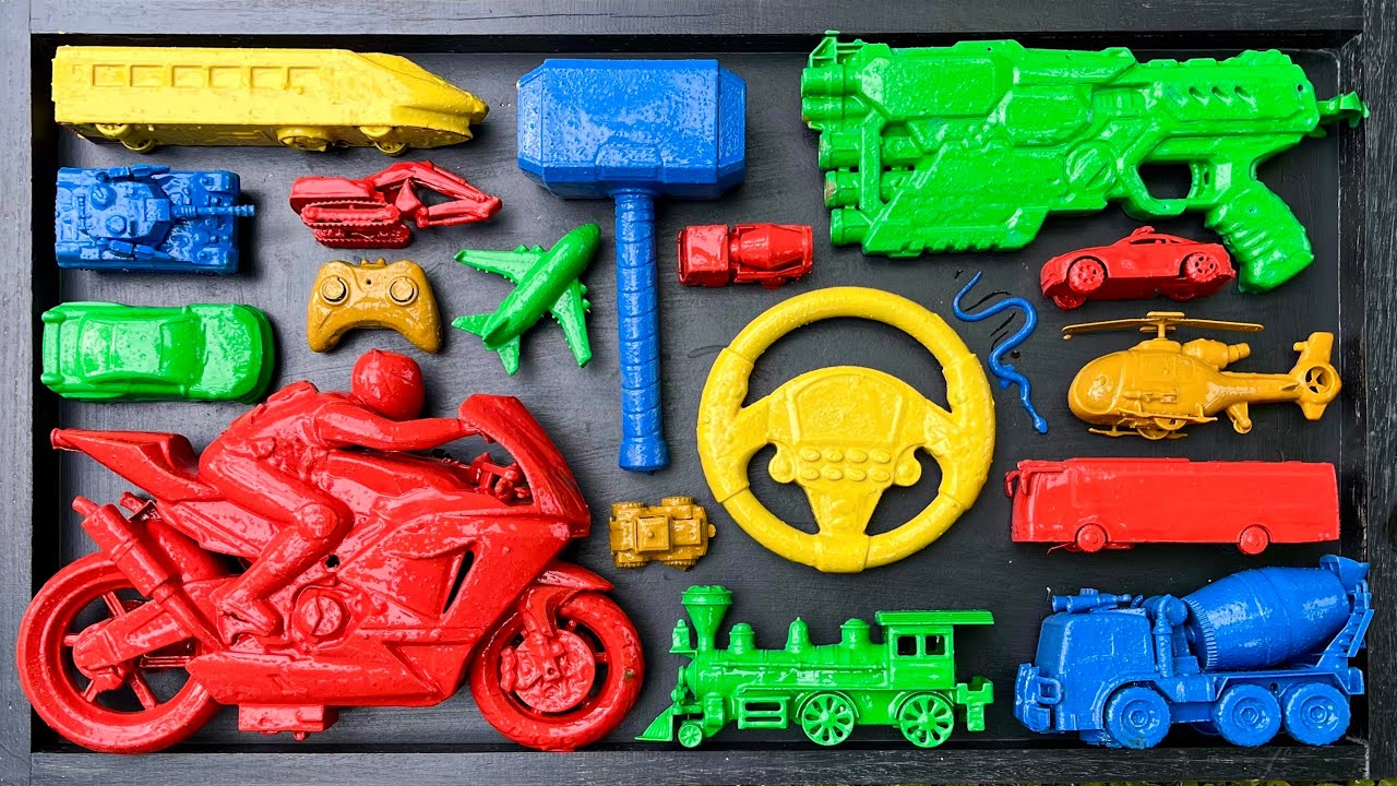 Membersihkan Mainan Mobil Balap,Kereta Api, Bus Telolet, Truk Molen, Tank Baja, Beko Excavator.