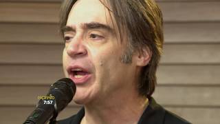 Crash Test Dummies performs 'MMM MMM MMM MMM'