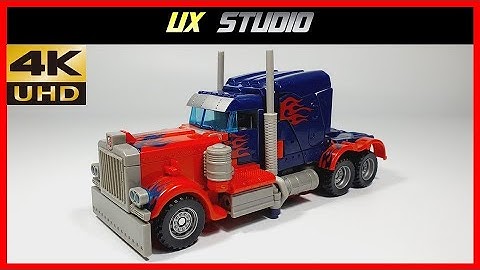 (Quick View) Transformers 2007 - Optimus Prime (Voyager class)