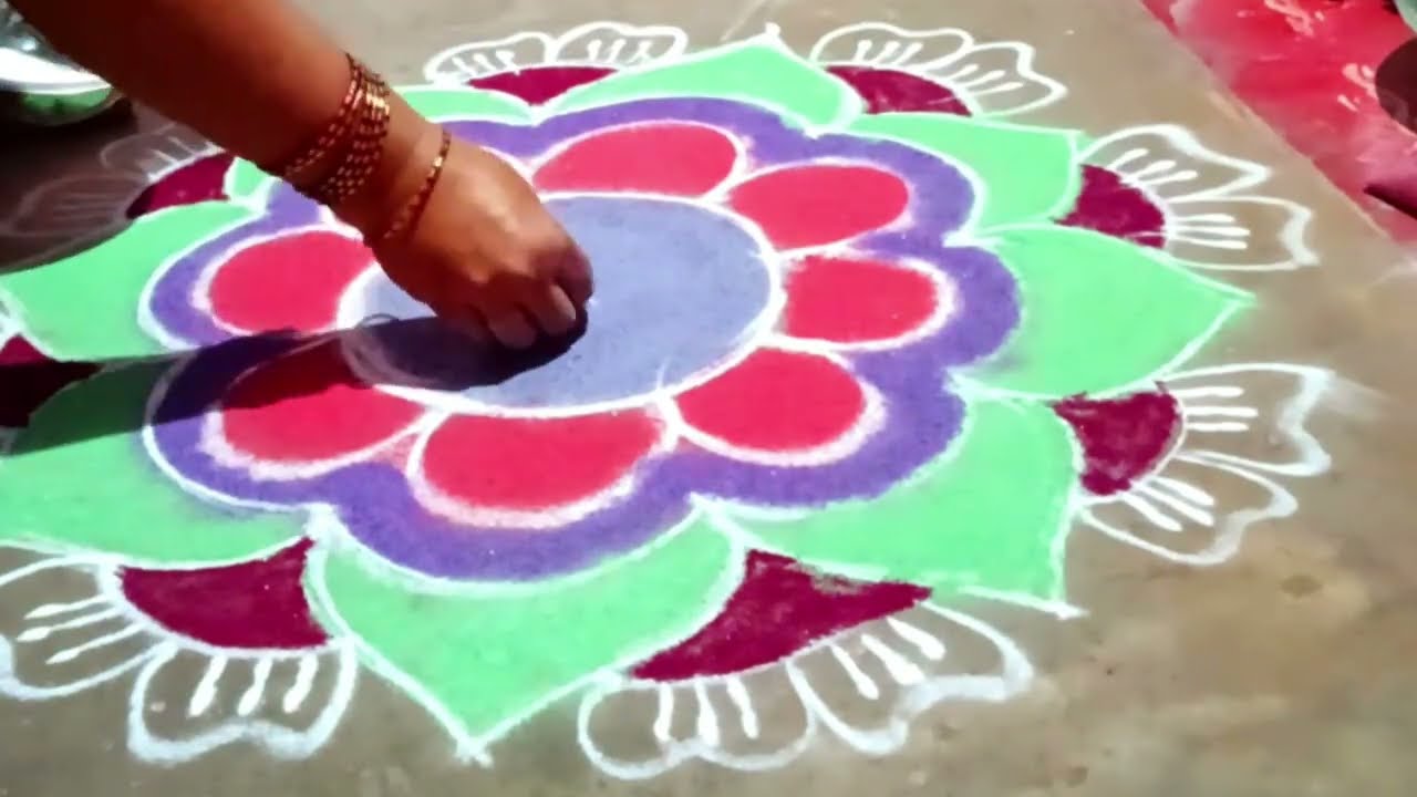 వాకిట్లో వేసుకునే శుభకరమైన #స్పెషల్ రంగోలి 🎈🌹🌹🙏👌👌🙂