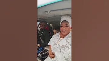 Moment Allwell Ademola Spot A Range Rovers With I Love My Wife 