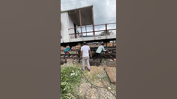 Railway Apprentice Duty Days - 109 PART - 4 Break van wheel changing in a open line #railapprentice