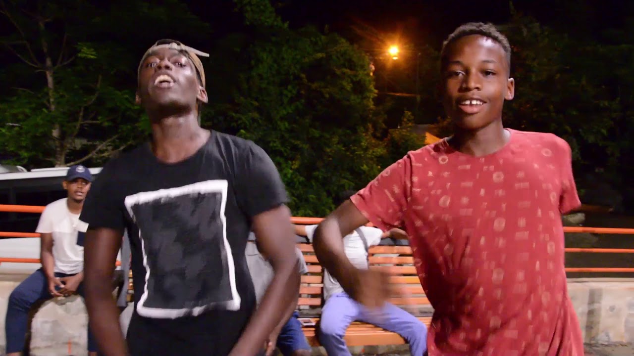 Kazef - C'est qui  (Clip Officiel )