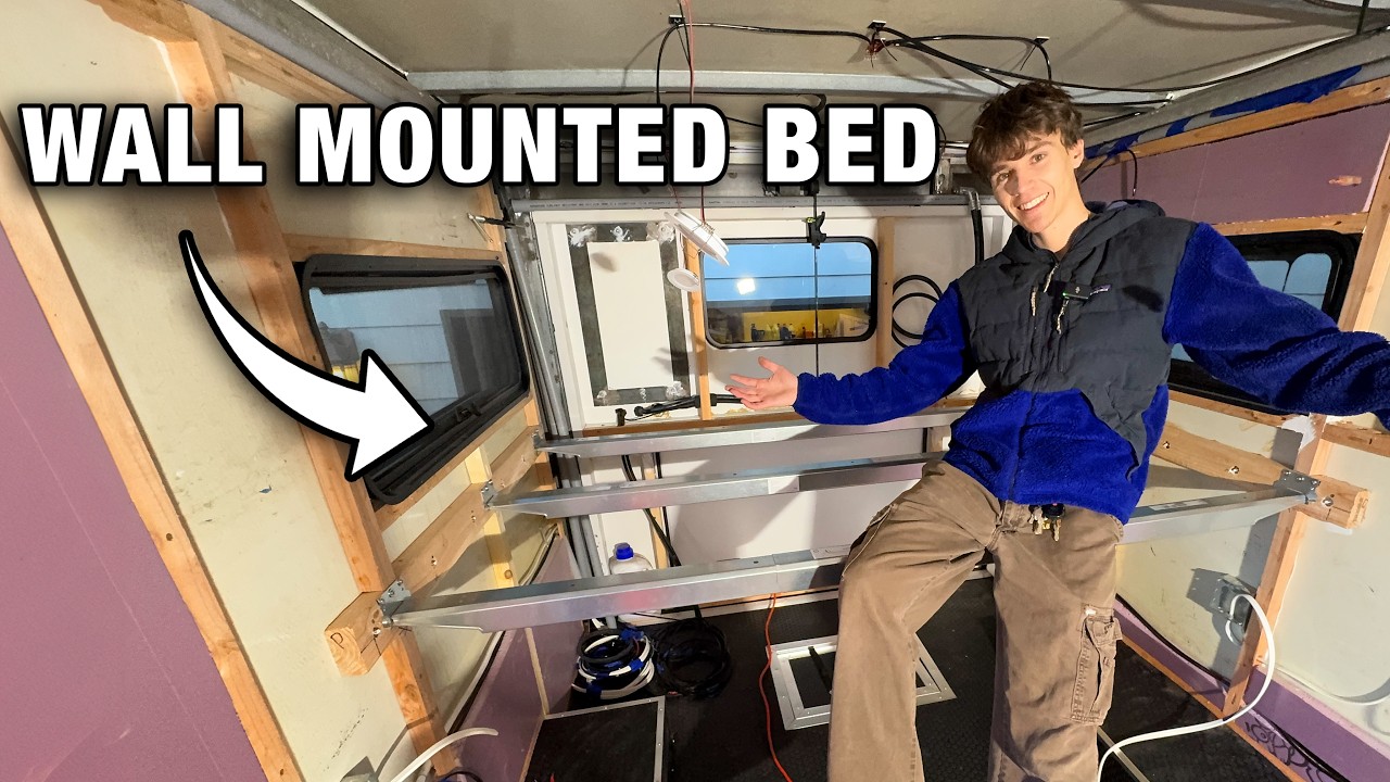 Я построил плавающую кровать в своем кемпере (переделанный из фургона E350)