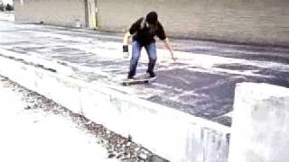 Seby back 180 over ledge.3gp