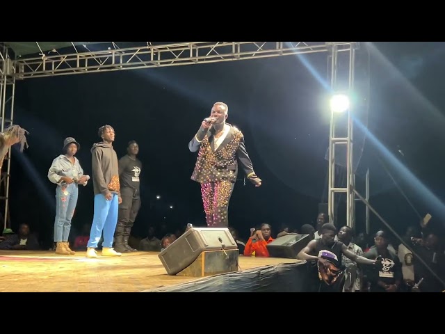 Eddy Wizzy Concert Performance Acholi Inn class=