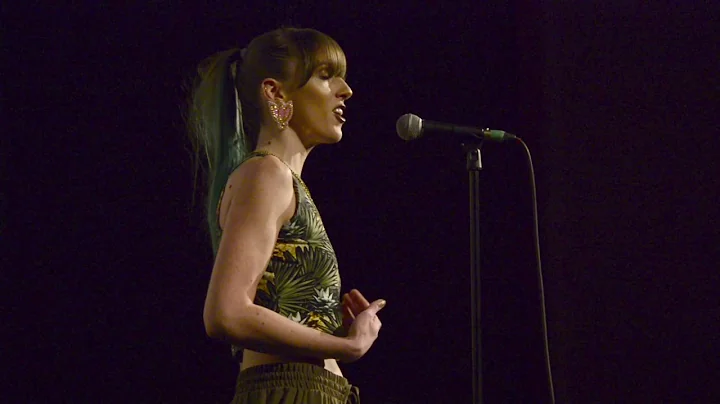 Jennifer Alicia @ Toronto Poetry Slam Finals 2017 ...