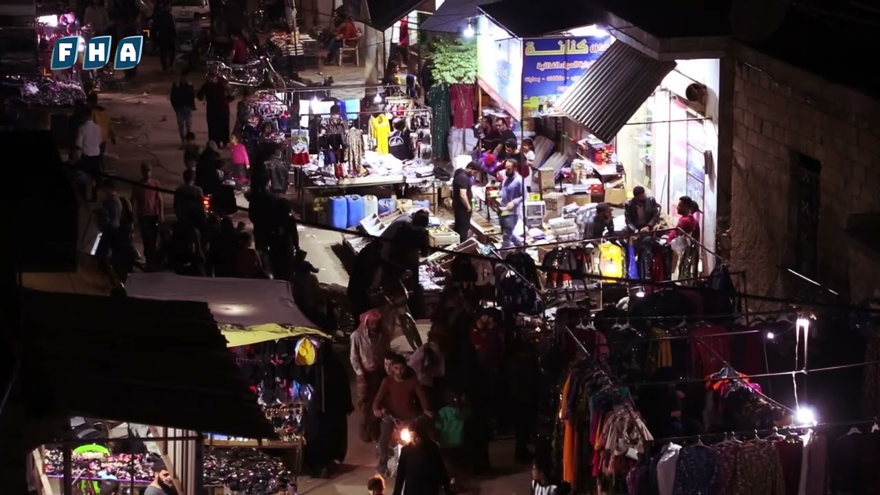 جولة مصورة ترصد أجواء وقفة عيد الفطر في سوق بلدة كللي بريف إدلب الشمالي