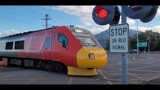 Spirit Of Queensland. No Boom Gates Or Bells.