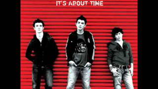 Download 05. 6 Minutes - Jonas Brothers It's About Time Video MP3 05. 6 Minutes - Jonas Brothers It's About Time