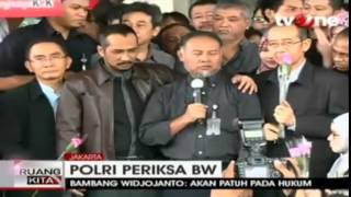 MENGHARUKAN!!! ORASI Singkat Bambang Widjojanto Di Gedung KPK Sebelum Berangkat Ke Bareskirm MENGHARUKAN!!! ORASI Singkat Bambang Widjojanto Di Gedung KPK Sebelum Berangkat Ke Bareskirm