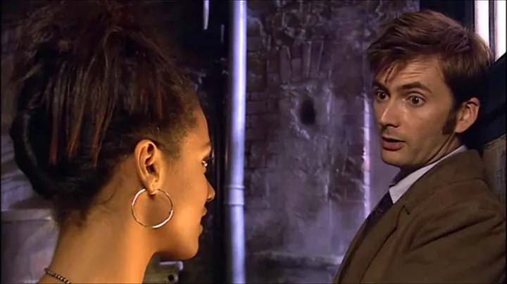 Doctor Who - Smith and Jones - Martha in the TARDI...