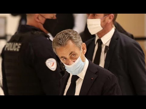 Γαλλία: Στο εδώλιο για διαφθορά ο Νικολά Σαρκοζί