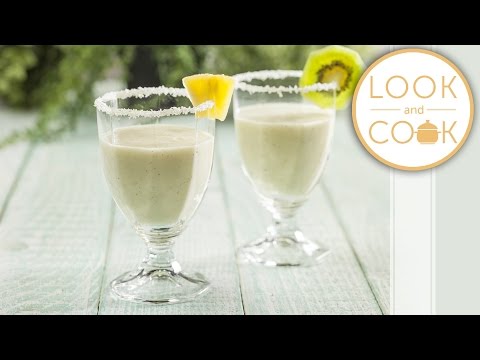 pineapple-mint-&-kiwi-smoothie-recipe---look-and-cook-step-by-step-recipes-|-how-to-make
