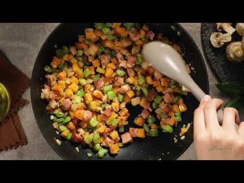 Vídeo: Como Fazer Uma Torta De Carne Com Cogumelos