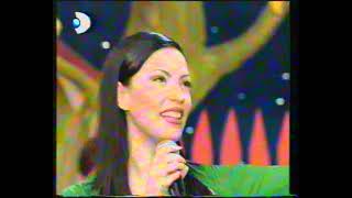 Yeşim Salkım - Yeniden Başlasın / Şahane Cumartesi (KANAL D,1995)