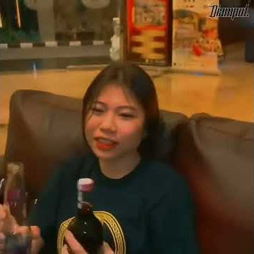 Bikin Heppy Cewek Cantik Minum Miras Anggur Merah #3