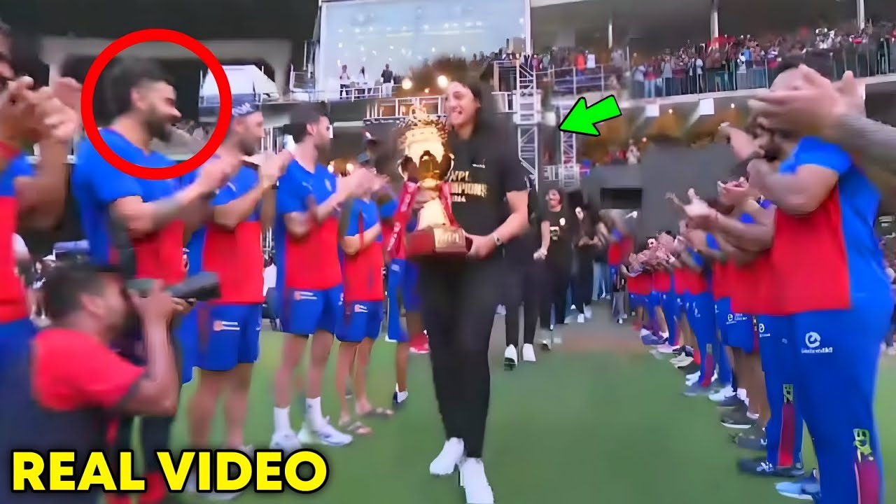 Virat Kohli and RCB Mens Team gave Guard of Honour to Smriti Mandhana  Womens Team at Unbox Event