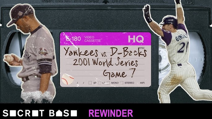 Photo: GAME #4 2001 WORLD SERIES NEW YORK YANKEES VERSUS ARIZONA  DIAMONDBACKS - 