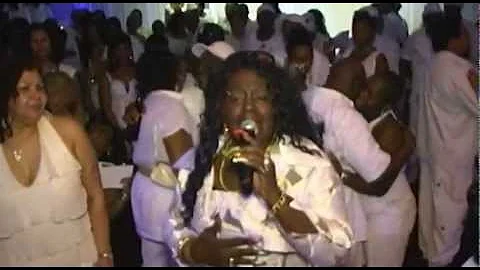 Pamela Maynard Live