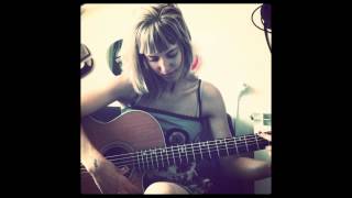 Watch Laleh Roses video