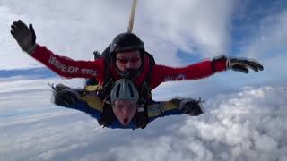 Scott Beveridge Skydive Langer