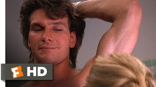 Road House (2/11) Movie CLIP - Pain Don't Hurt (1989) HD Resimi