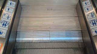 2006 Kone Single File Escalators at La Vache Noire Mall Arcueil in Paris, France (Green Parking)