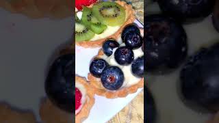 ميني طارطوليت بالفواكه و الكريمة mini tartelettes à la crème pâtissière et aux fruits تارتولات