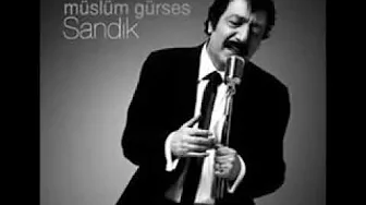 Müslüm Gürses. Sandık. Müslüm Gürses. Sandık.