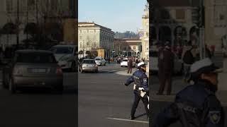 Santa Ride in Bergamo. Hundreds of santas on Motorbikes ,  Harley davidson's