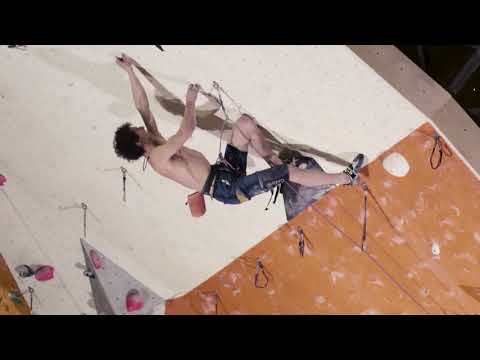 Adam Ondra na Makaku (Adam Ondra on Makak Climbing Gym in Warsaw)