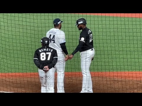 帰塁のたびにおしゃべり 仲が良さそうなポランコ🇩🇲とアギラー🇻🇪【西武vsロッテ】2024/4/10
