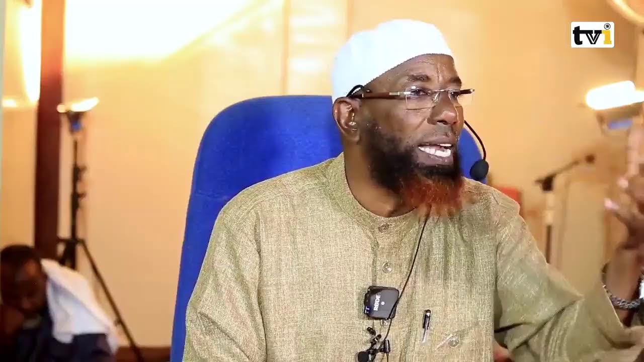 003 USWATUN LIL AALAMIIN KUTAA