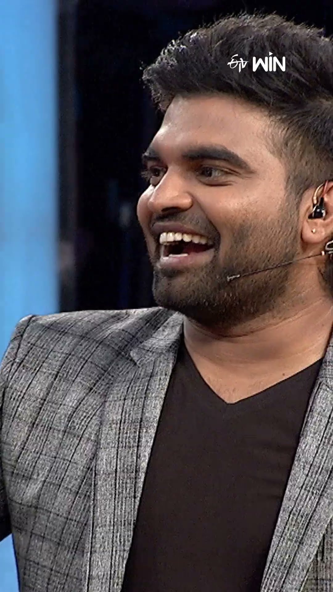 #shorts - సినిమా చూడడానికి కలిసి వచ్చిన సుధీర్, రష్మీ..! #dheejodi #sudheer #rashmi #comedy