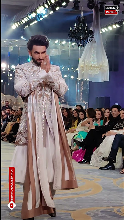 Ranveer Singh Halts Ramp Walk To Greet Mukesh Ambani At Bridal