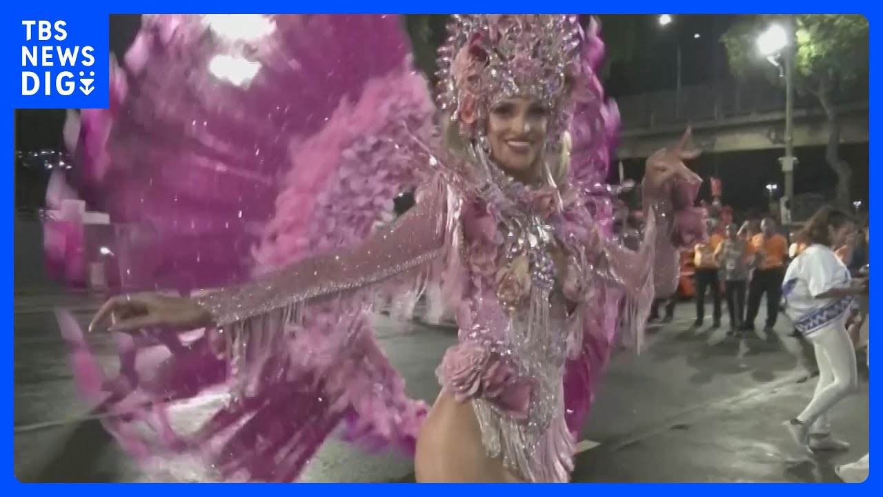 ブラジルの真夏の祭典「リオのカーニバル」開幕 3年ぶりに通常の
