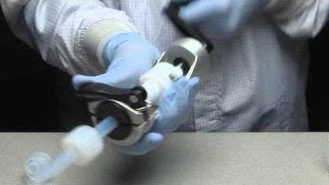 Install PrimeLock™ Insert with a Handheld Tool