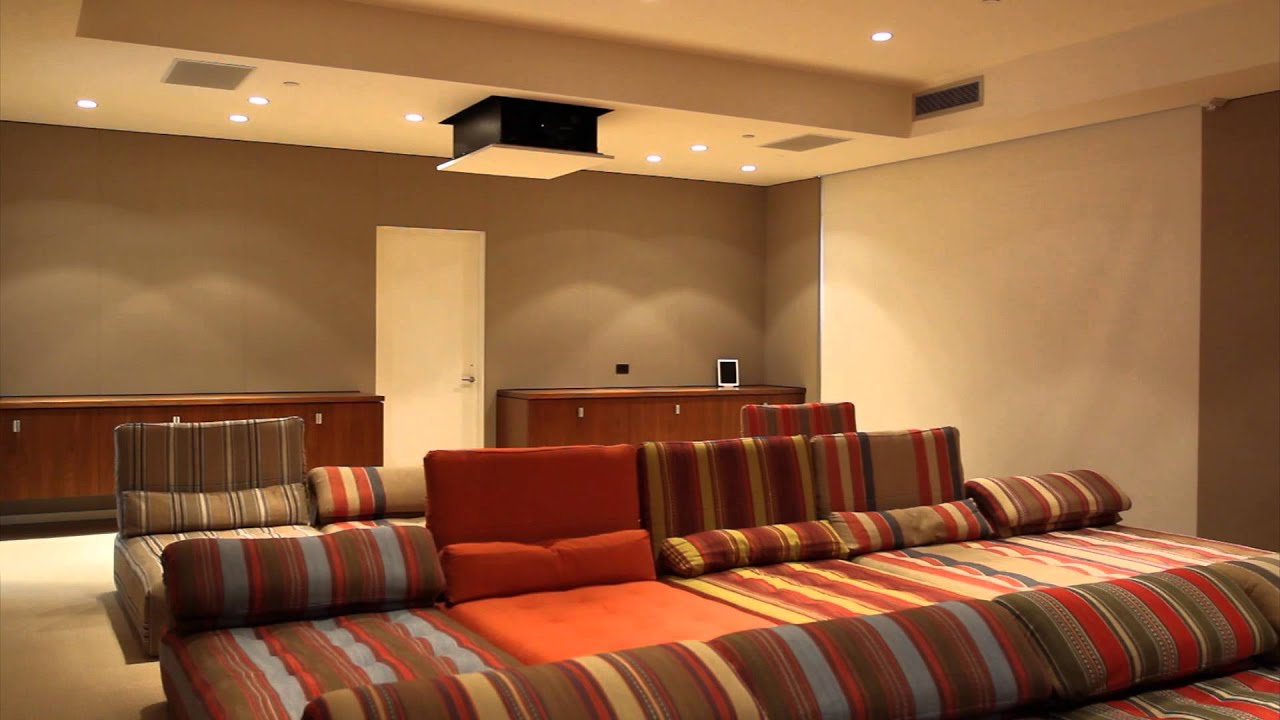 Motorized home theater projection screens Motorized home theater projection screens