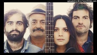 Video thumbnail of "Famille Chedid - Guérir"