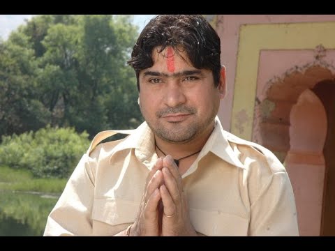 actor-yashpal-sharma-with-his-pets