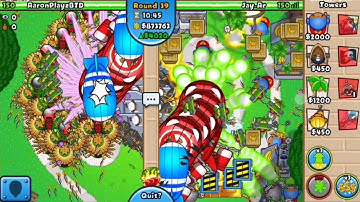 Trying to Beat the Monkey Village and Destroyer BTD BATTLES... 🐵