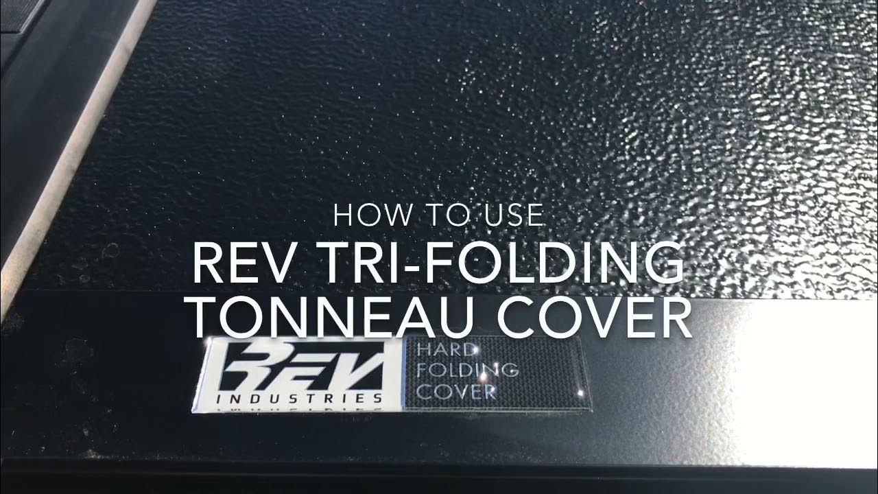 How to use a REV tri folding tonneau cover 2021 GMC / Chevrolet YouTube